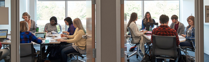 study group in learning commons